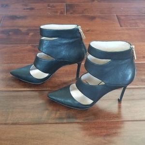 LOUISE ET CIE "Sarmienta" Black Leather Pointy Toe Booties - Size 6